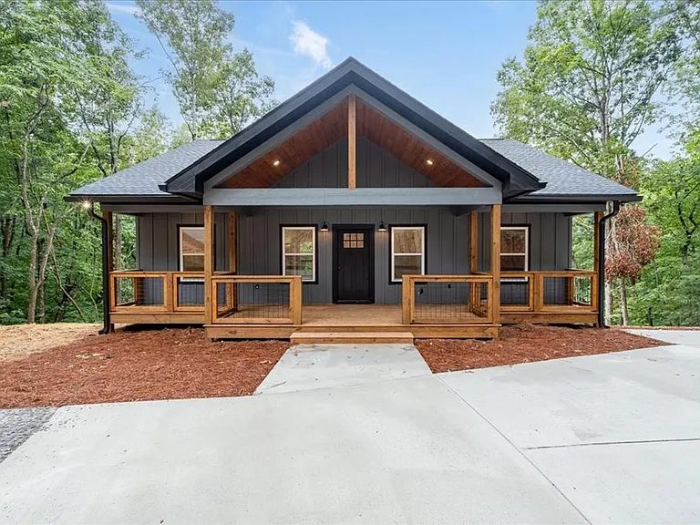 Spec home