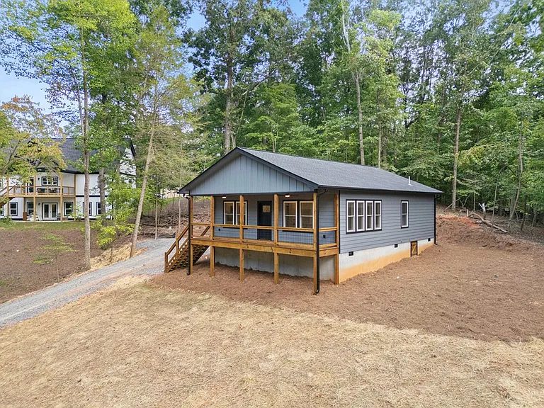 Spec home